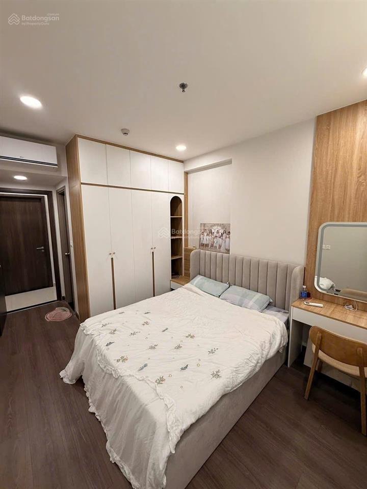 Cho thuê 3pn full nội thất đẹp ht pearl, giá thuê 11tr/tháng. tầng cao view thoáng