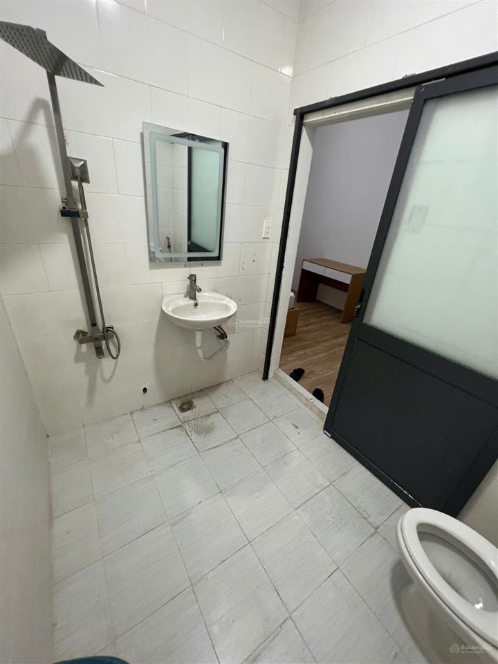 Cho thuê chdv full nội thất, tự do tại 122 hoàng văn thụ, phú nhuận