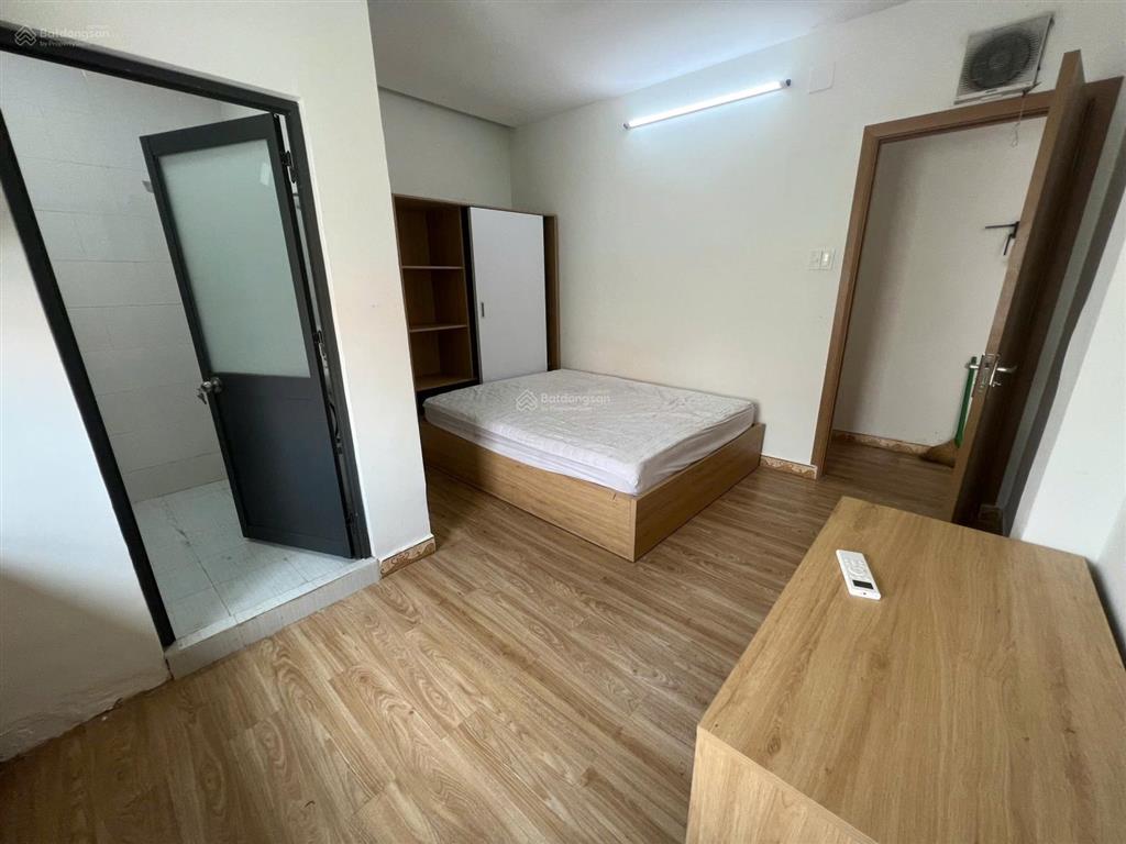Cho thuê chdv full nội thất, tự do tại 122 hoàng văn thụ, phú nhuận