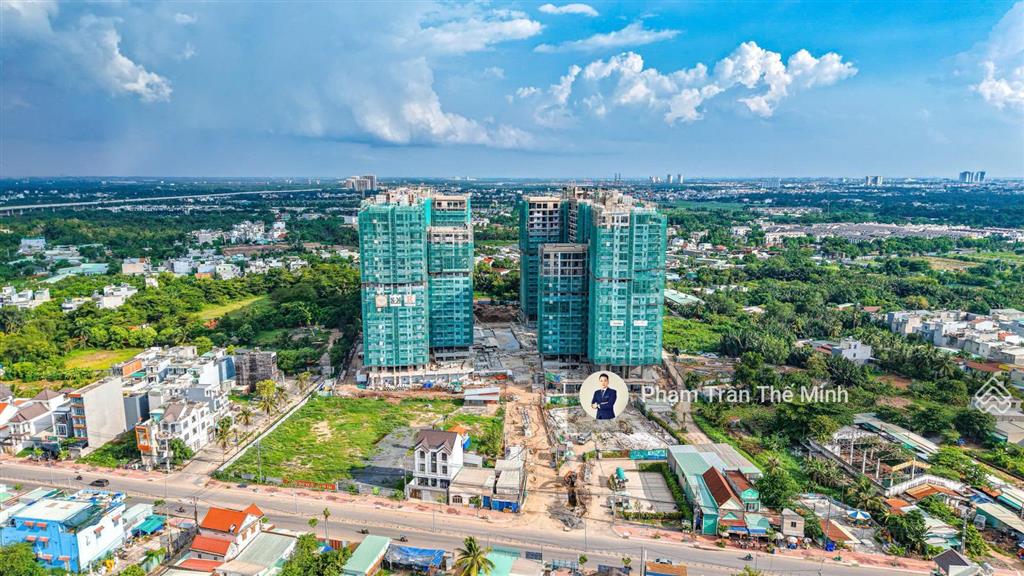 Elysian  chuyển nhượng 2pn  80.58m2 view trọn nội khu hồ bơi, bàn giao htcb có bếp. giá 5.750 tỷ