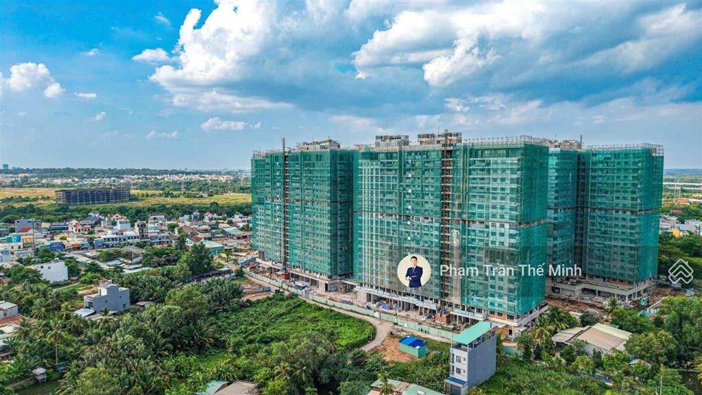 Elysian  chuyển nhượng 2pn  80.58m2 view trọn nội khu hồ bơi, bàn giao htcb có bếp. giá 5.750 tỷ