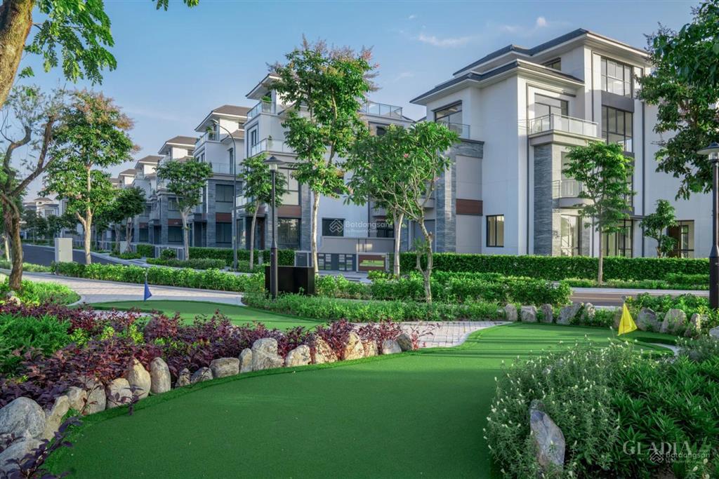 Biệt thự song lập 1 trệt 3 lầu, dtxd 246,4m đường 25m. tổng giá đã gồm vat 46,296 tỷ mua từ cđt