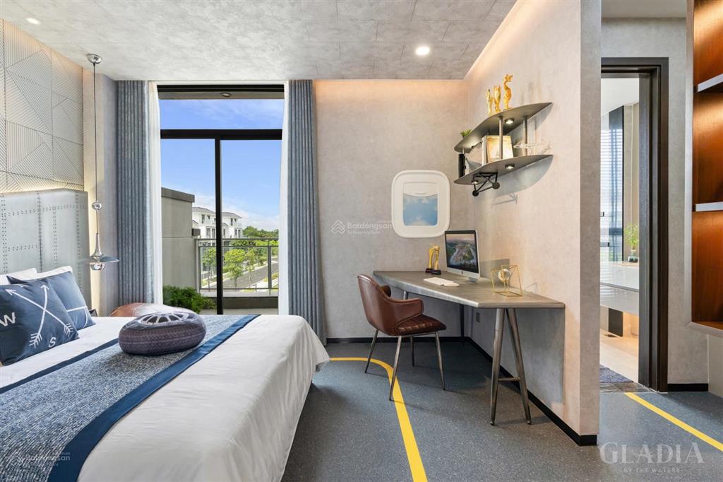 Nhà phố liên kế vườn 41,052 tỷ full đầy đủ nội thất đường 25m. nhà mới 100% mua trực tiếp cđt