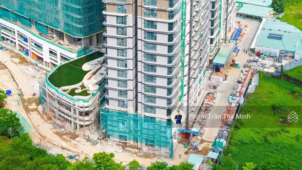 Eaton park  chuyển nhượng căn gốc 2pn tháp a1 tầng cao view rạch chiếc, giá bán 13,3 tỷ bao phí