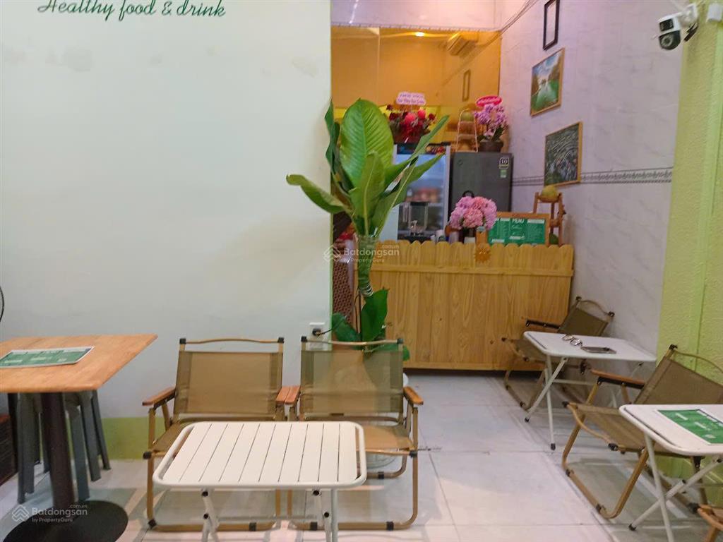 Bán nhà mặt tiền 3 tầng ngay trung tâm, nhiều văn phòng, ngân hàng