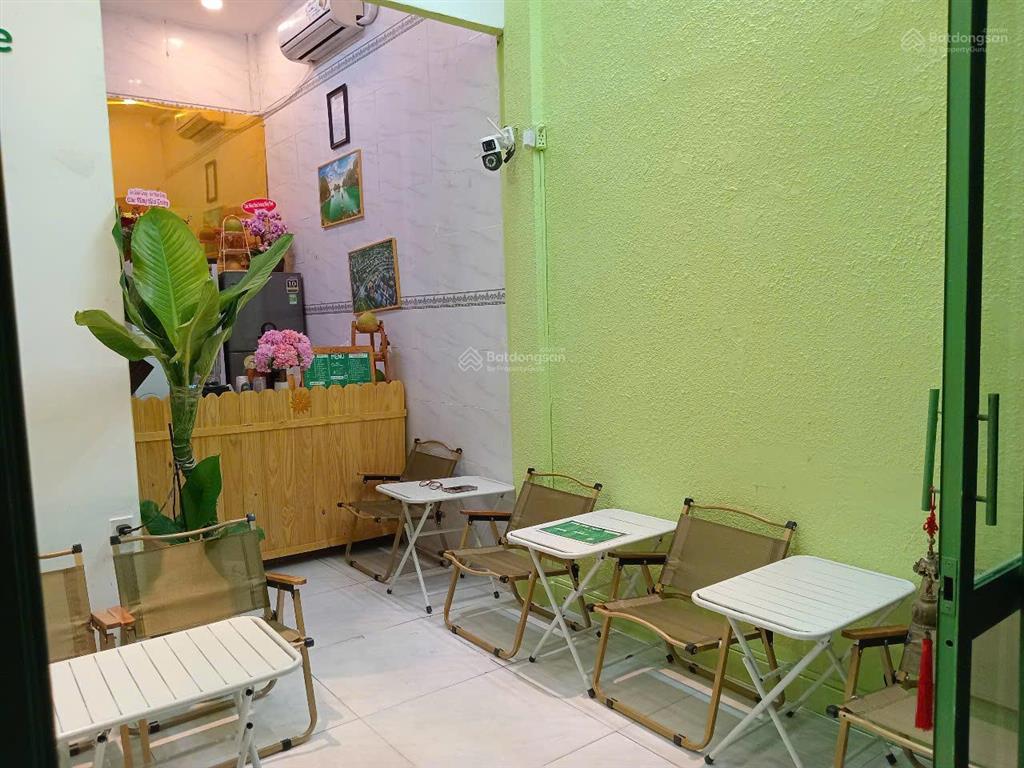 Bán nhà mặt tiền 3 tầng ngay trung tâm, nhiều văn phòng, ngân hàng