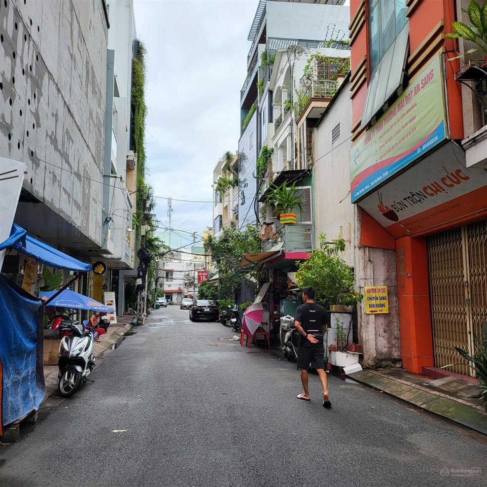 Bán nhà mặt tiền trung tâm đang cho thuê có thu nhập ngay