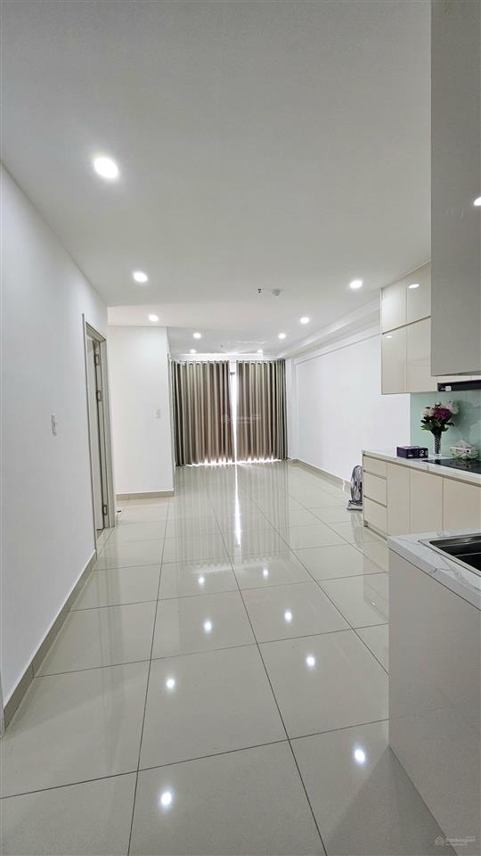 Eco xuân cho thuê 3pn, nhà mới chưa ở, có bếp full + rèm + giàn phơi + lưới an toàn