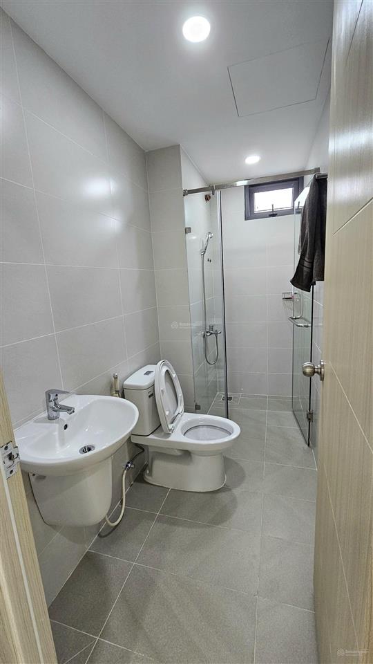 Eco xuân cho thuê 3pn, nhà mới chưa ở, có bếp full + rèm + giàn phơi + lưới an toàn
