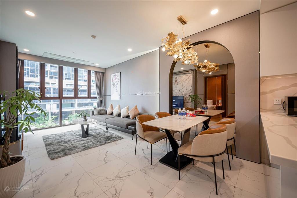 Cần bán gấp căn góc 93 m2 3pn 2wc, lầu cao, view sông sg giá bán 9.5 tỷ,  0908 103 ***