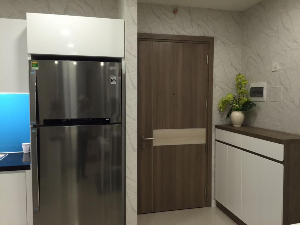 Bán cc icon 56, bến vân đồn, 7,3 tỷ, 75m2, đẹp, nhiều tiện ích