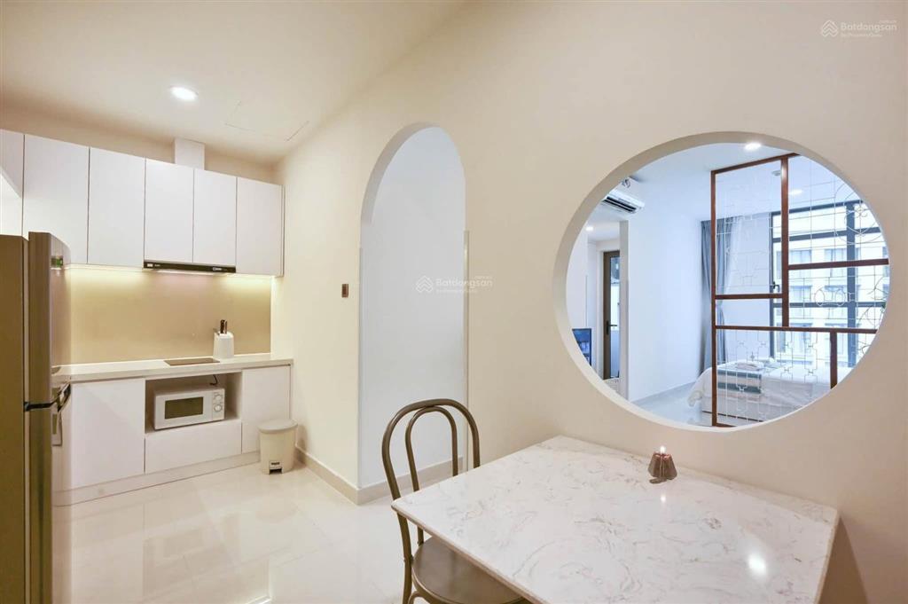 Cho thuê saigon royal 1pn, dt 42m2, giá 14tr/tháng