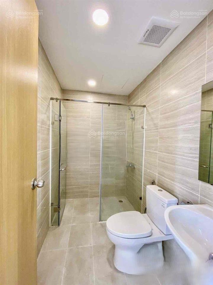 Cho thuê căn 32m2, giá 6tr/th có máy lạnh, rèm