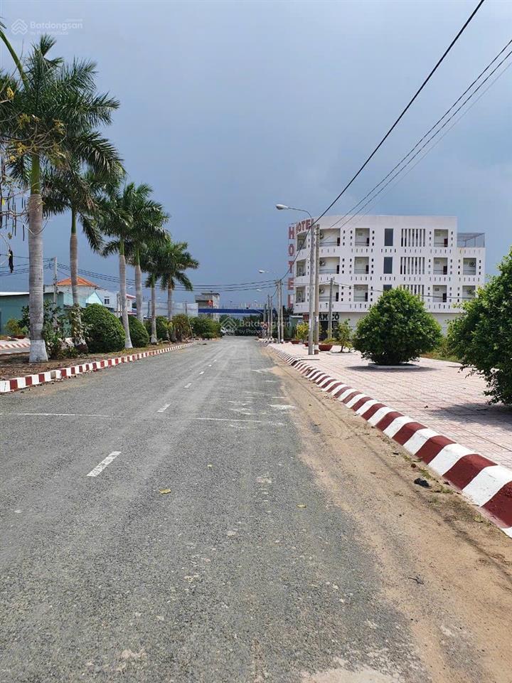 Cần bán nền sát mt quốc lộ 50 số 9 giá tốt 100m2