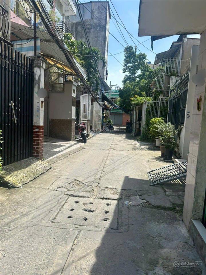 Nhà 74,9m2 hẻm ô tô đỗ cửa khu tên lửa giá bán 5,6 tỷ tl