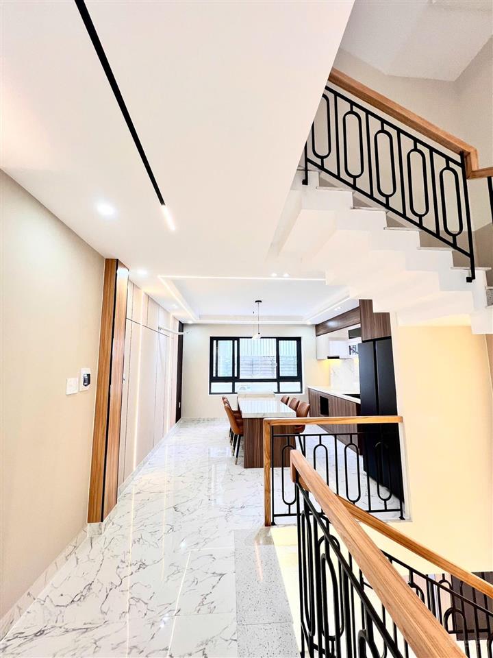 Nhà mới đẹp 6.680 tỷ 70m2, 4pn, sát cầu an lộc, nguyễn oanh (gò vấp), ô tô ngủ trong nhà