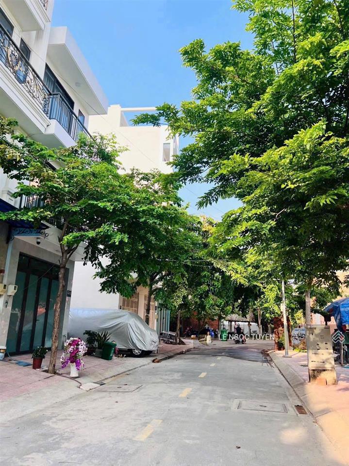 Bán lô đất đẹp, hiếm, chỉ 1 sẹc ngắn vườn lài, đường 10m, vừa ở vừa kinh doanh ok
