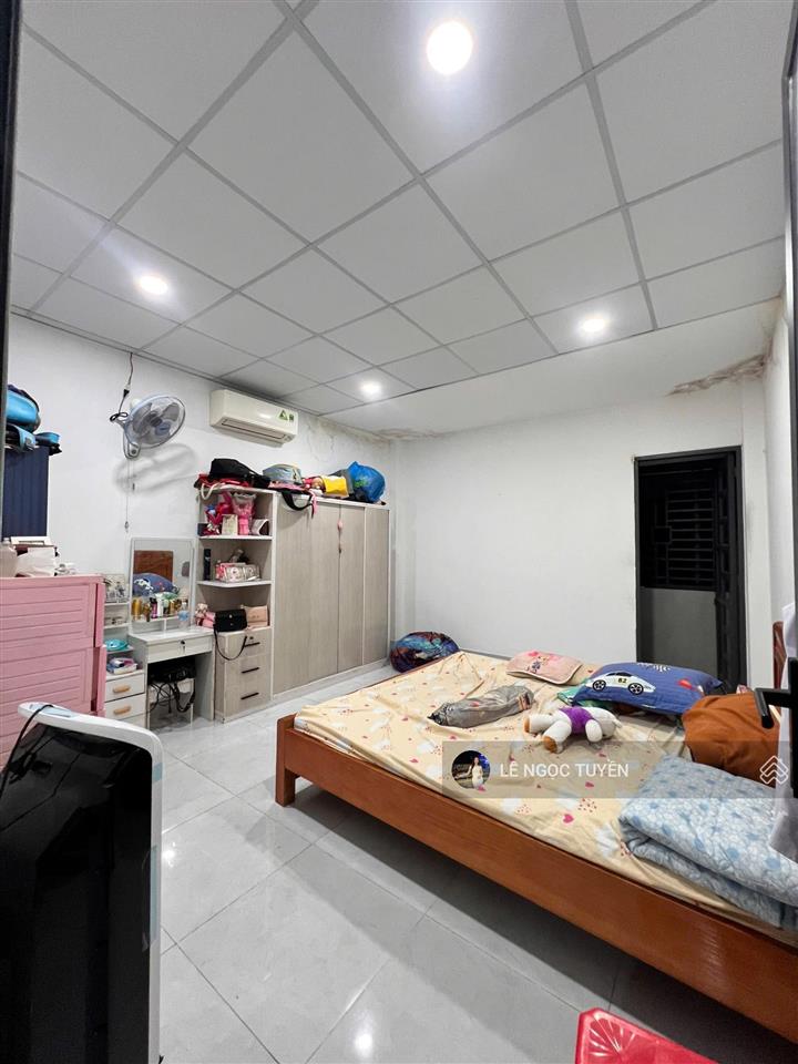 Nhà cho thuê 9tr, 2pn, 2wc, hẻm 301 vườn lài  an phú đông sát gò vấp 2ph xe máy