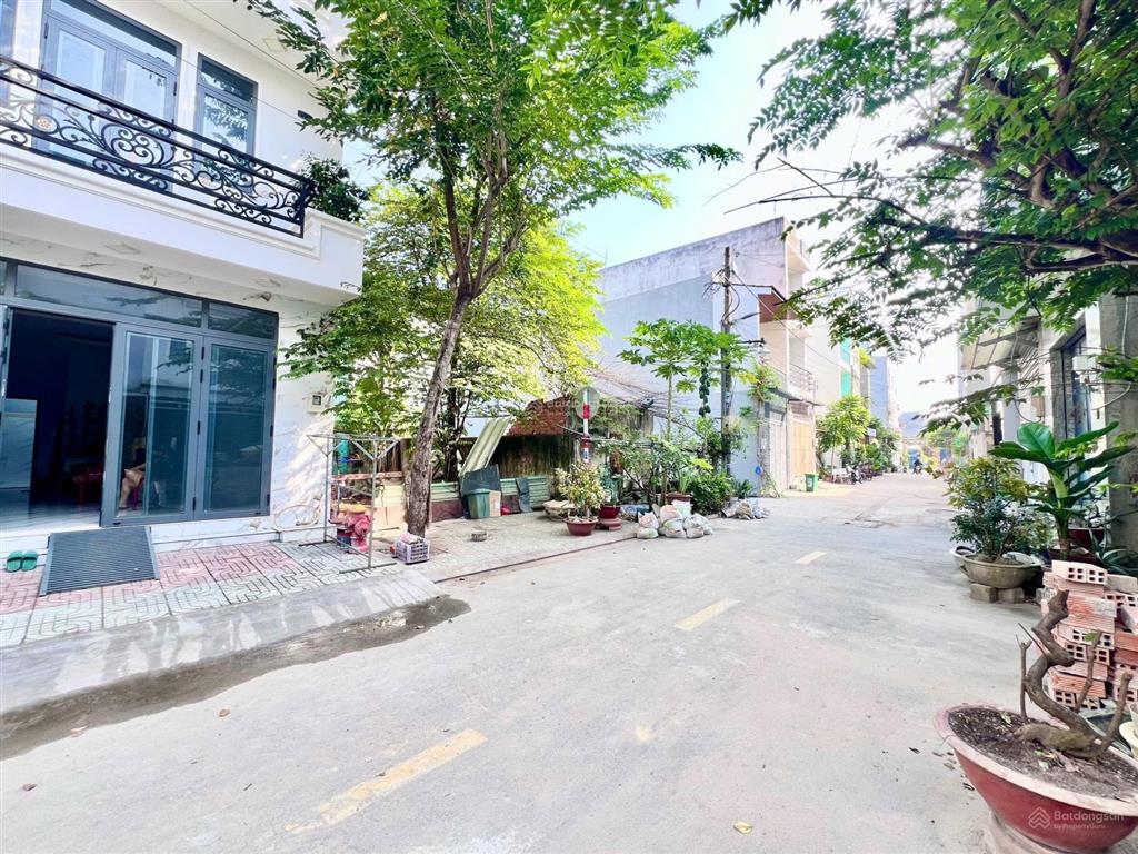 Bán lô đất 4x18m thổ cư, kdc xây cao tầng đường ô tô, giá 3.8 tỷ, võ thị thừa, an phú đông