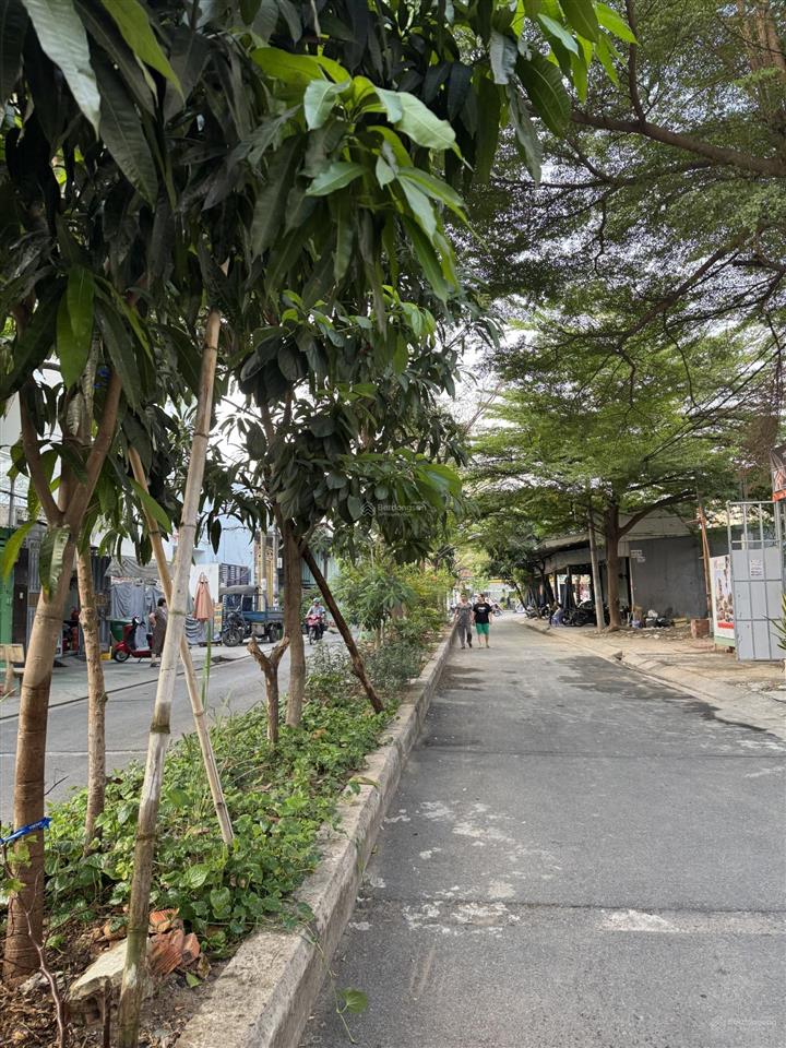 Cặp đất hẻm đẹp nhất đường lê văn quới 8x23m giá 16.5 tỷ , đường nhựa 14m khu đồng bộ có lề