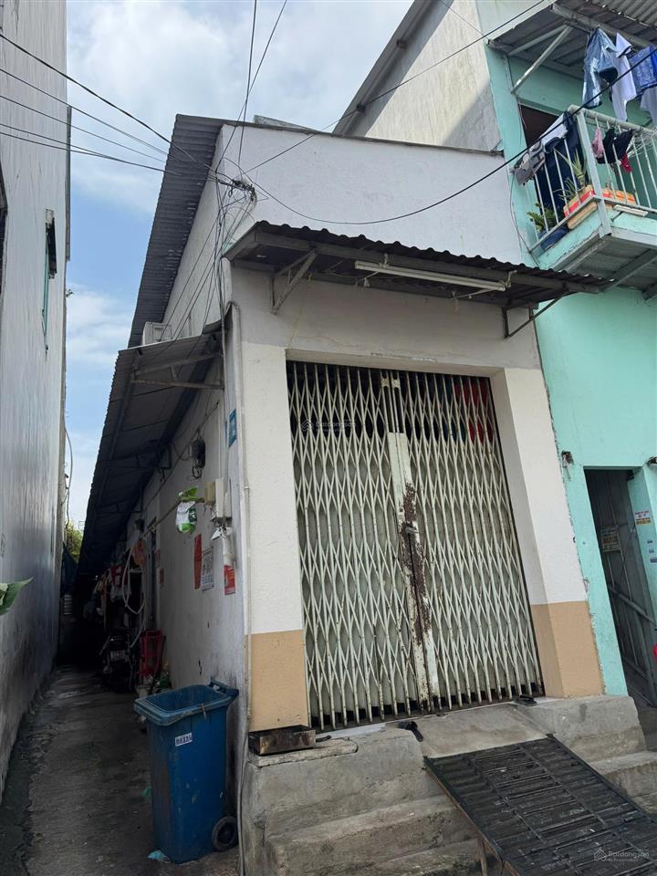 Bán dãy nhà trọ 5 phòng đường hương lộ 2 4x20m vuông vức, giá ưu đãi 5,9 tỷ, 80 m2