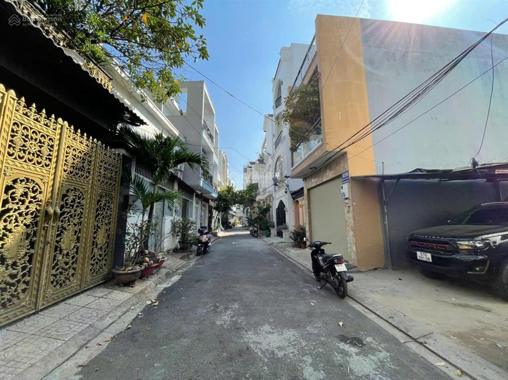 Lô đất khu phân lô đồng bộ asake mt đường số 15 nối dài 4x15.3m giá 5.9 tỷ
