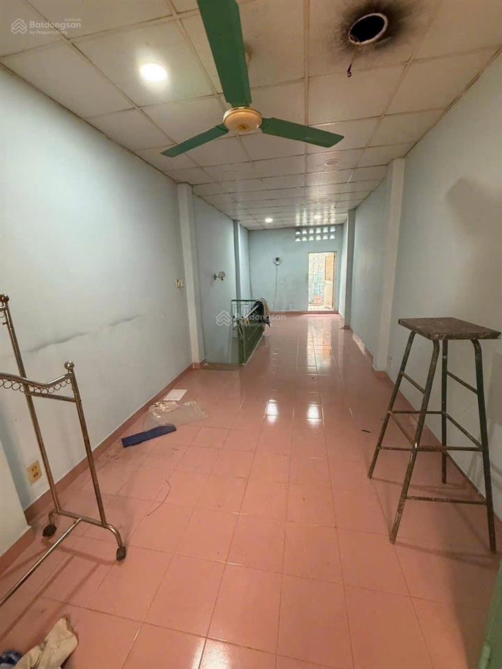 Chính chủ bán nhà hẻm xe hơi 6m lãnh binh thăng, quận 11, 1 trệt 2 lầu đúc
