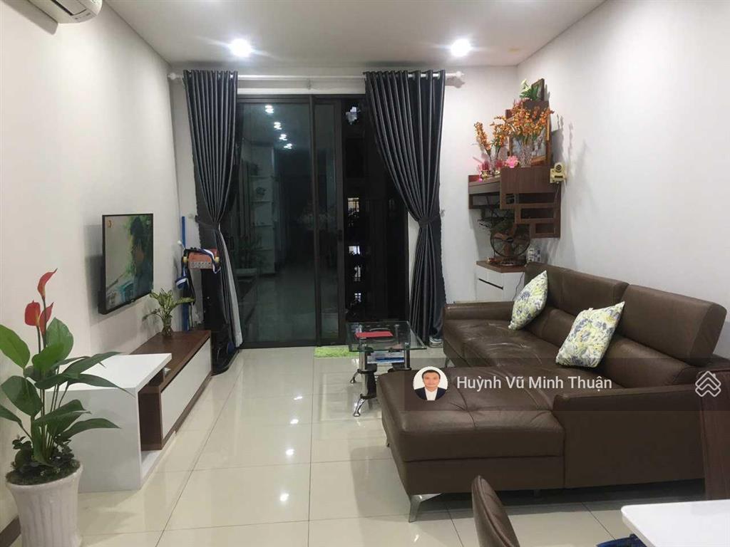 Cho thuê các căn hộ ở vinhomes golden river 2 pn giá tốt trong khu vực, dọn vào ở ngay