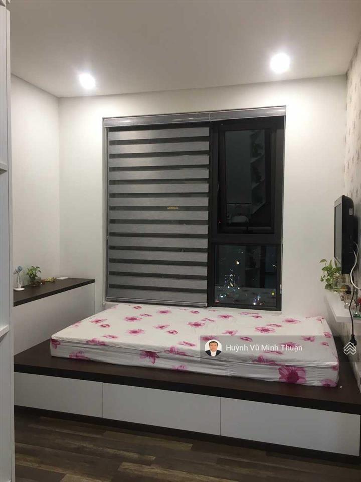 Cho thuê các căn hộ ở vinhomes golden river 2 pn giá tốt trong khu vực, dọn vào ở ngay