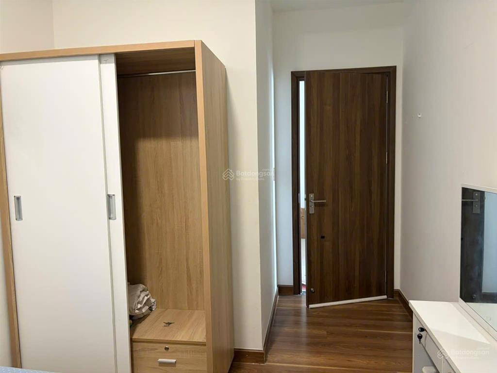 Share phòng ngủ thường, toilet riêng chung cư q7 riverside