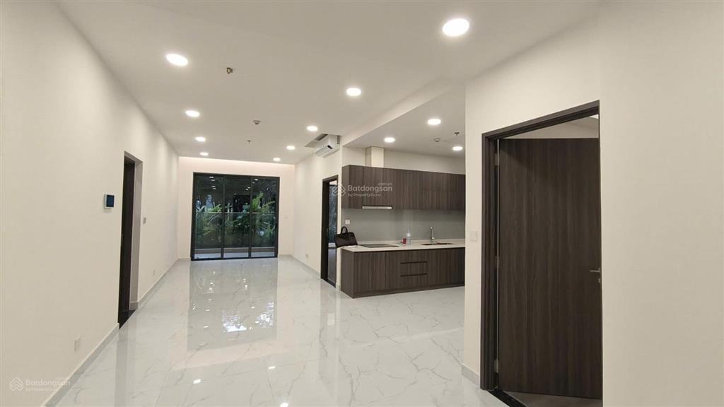 Bán nhanh căn hộ diamond centery 121m2(3pn + 3wc)   0909 867 *** thanh toán giãn