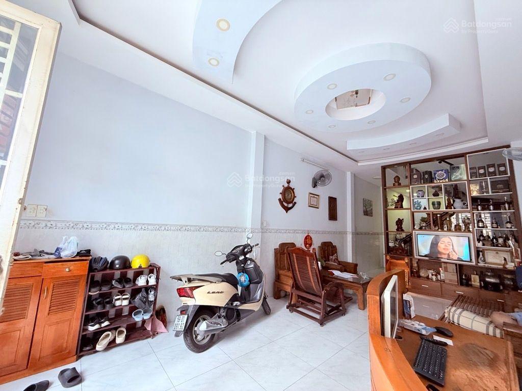 Nhà tân phú, hẻm 8m, ngay chợ sơn kỳ, siêu thị aeon, 4x16, 3 tầng giá hơn 8 tỷ