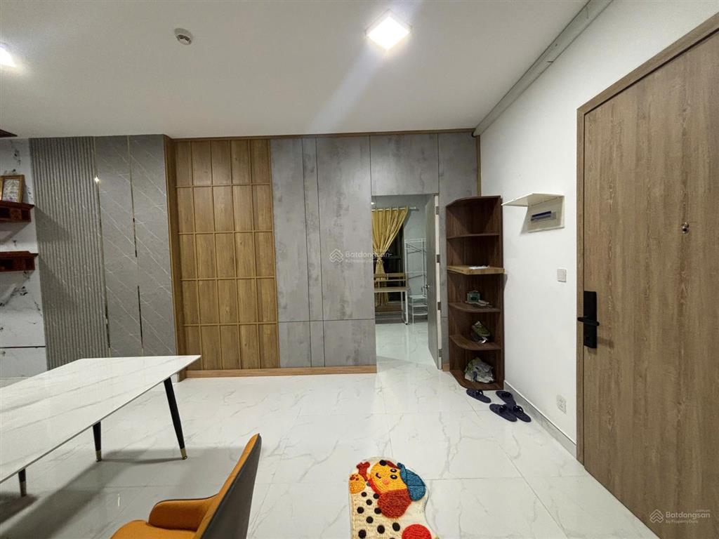 Căn sân vườn diamond alnata, 3pn ( 102m2) full nội thất, giá rẻ nhất khu diamond chỉ 8,1 tỷ