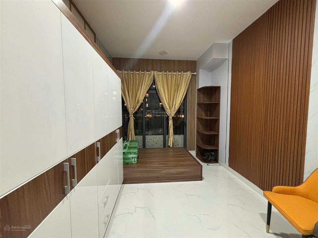 Căn sân vườn diamond alnata, 3pn ( 102m2) full nội thất, giá rẻ nhất khu diamond chỉ 8,1 tỷ