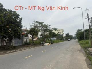 Tin thực cần bán 410m2 đất mt đường nguyễn văn kỉnh q2,rộng mt 25m giá chỉ 165tr/m2