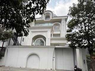 Cho thuê căn biệt thự đơn lập hiện đại cao cấp p.thạnh mỹ lợi q2 (ubndq2) 316m2 180tr/th