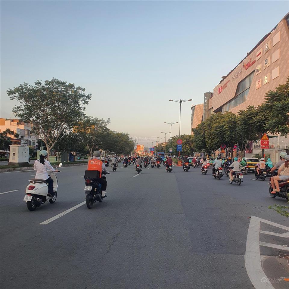 Bán đất đẹp tại phạm văn đồng, 2200m2, giá thỏa thuận, nhiều tiện ích