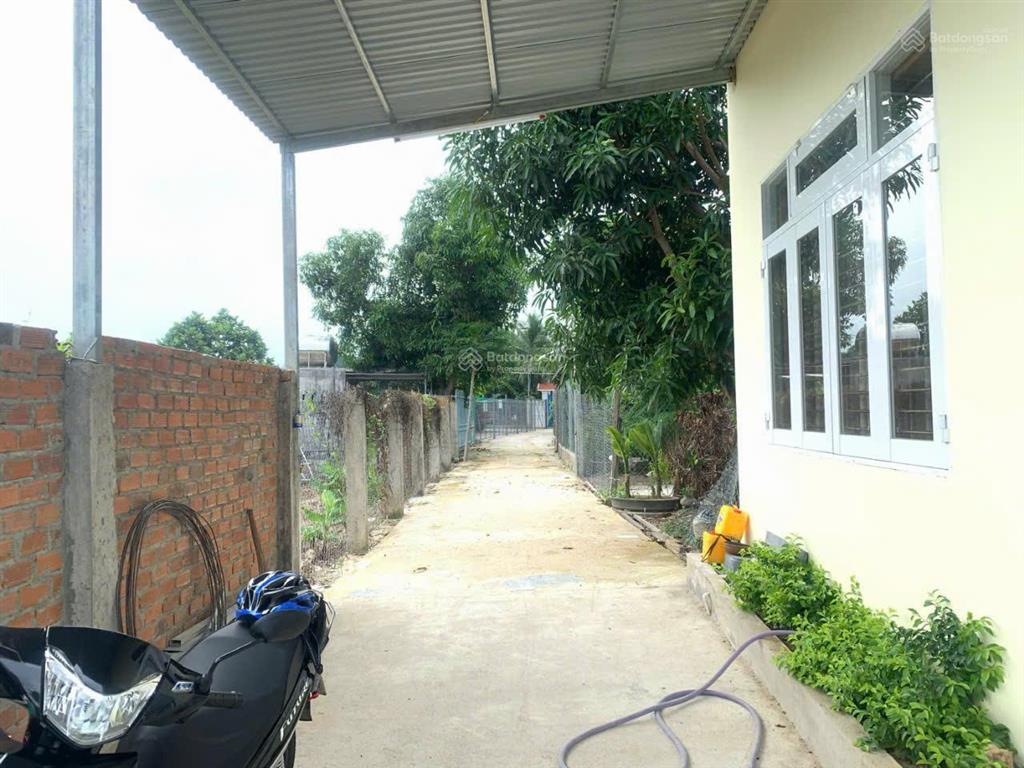 Chính chủ bán gấp lô đất tại xã vĩnh phương, dt 101,2m2 giá chỉ 1 tỷ gồm thuế phí