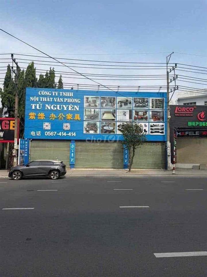 Bán Đất Mặt Tiền Đường DT743 Gần Vòng Xoay An Phú