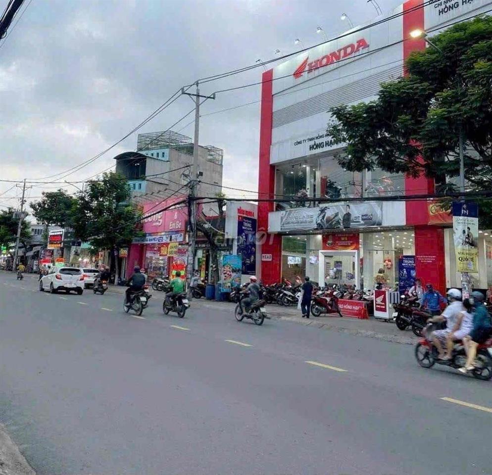 Bán Đất Mặt Tiền Đường DT743 Gần Vòng Xoay An Phú