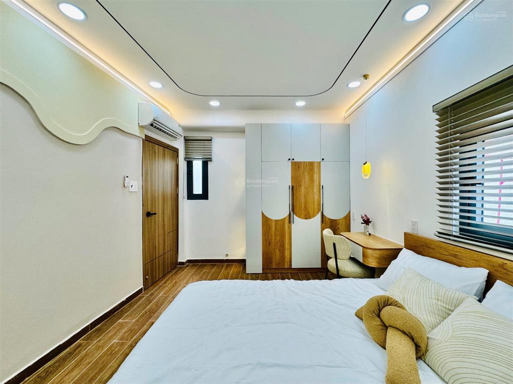 Hoa hồng 80tr bán nhà 4 phòng ngủ đường phan văn hân, phường gia định, bình thạnh