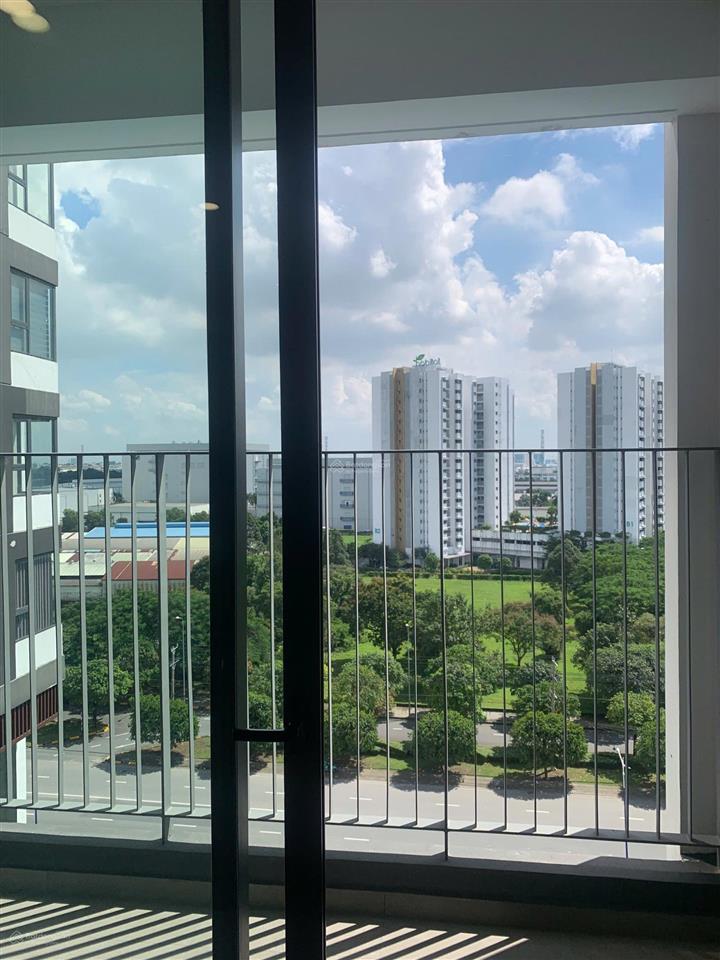 Bán căn 53m2 1pn, full nt, view hồ bơi, đông nam