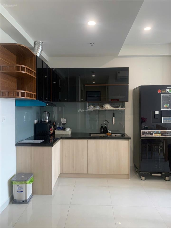 Bán căn 53m2 1pn, full nt, view hồ bơi, đông nam