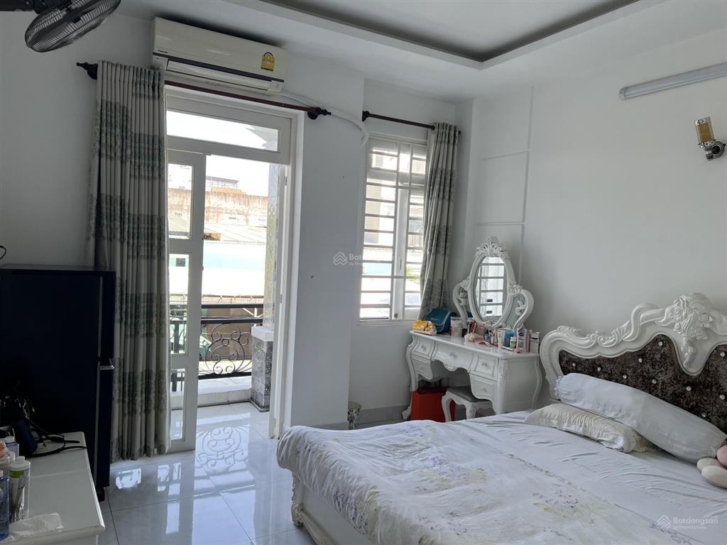 Cạnh hương lộ 2, 1 trệt 3 lầu 78.9m2, full nt đẹp, 7.8 tỷ. đường 6.5 m