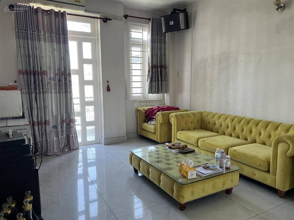 Cạnh hương lộ 2, 1 trệt 3 lầu 78.9m2, full nt đẹp, 7.8 tỷ. đường 6.5 m