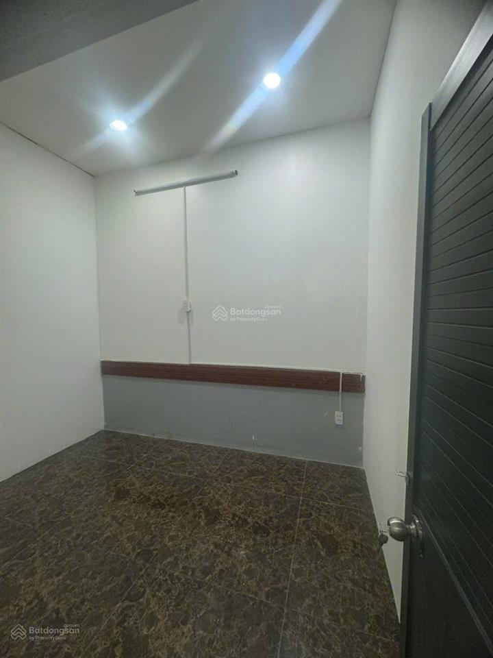 Cho thuê phòng trọ 2 triệu miễn phí quản lý, miễn phí internet, miễn phí chỗ để xe máy