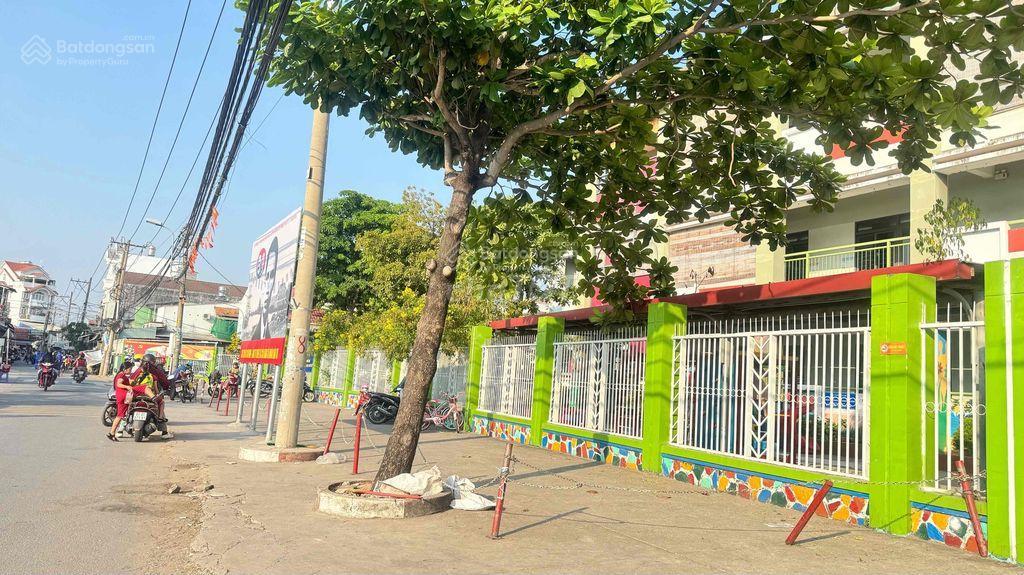 Chính chủ gửi bán nhà 1 trệt 1 lầu mặt tiền đường 898 nguyễn duy trinh gần chợ, mầm non, công viên