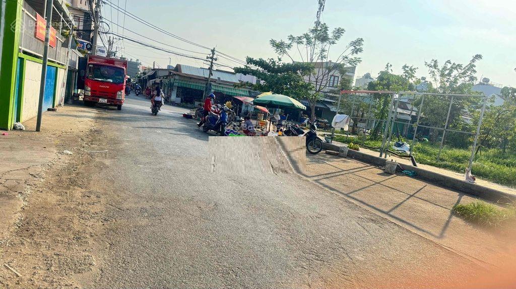 Chính chủ gửi bán nhà 1 trệt 1 lầu mặt tiền đường 898 nguyễn duy trinh gần chợ, mầm non, công viên