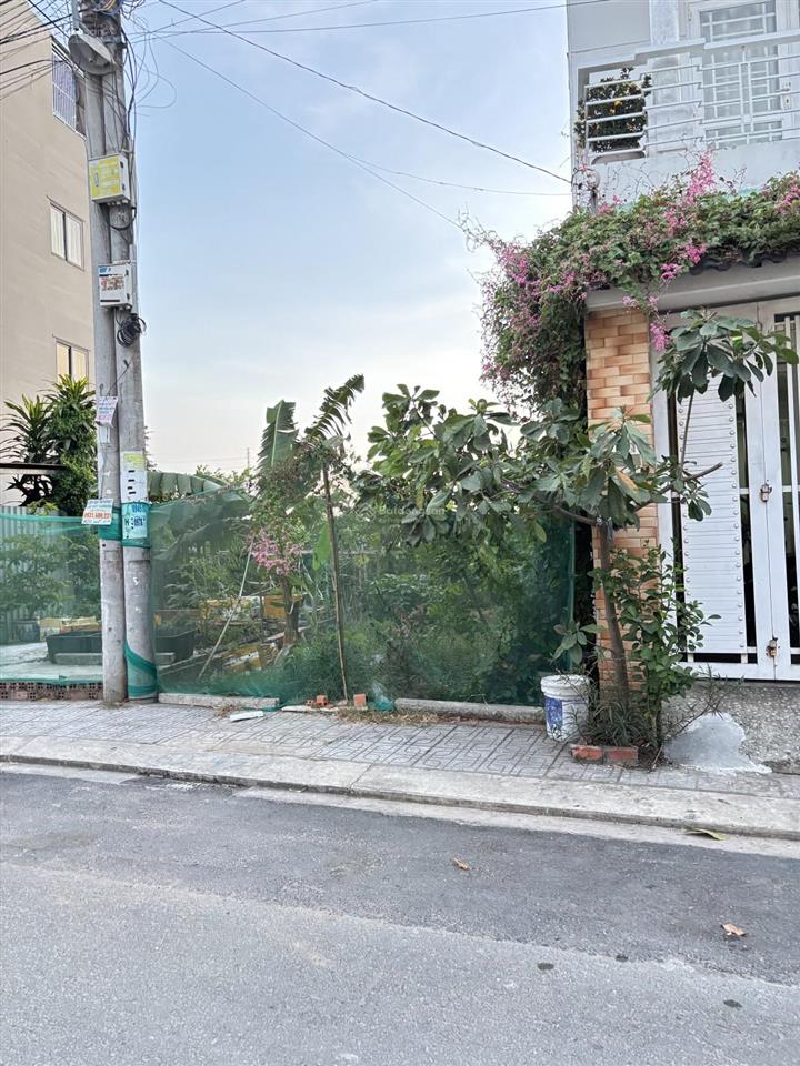 Đất mặt tiền hẻm xe hơi đường gò cát, khu dân cư đồng bộ giá 4,2 tỷ xây ở đẹp cực kì luôn