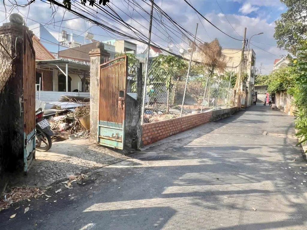 Chính chủ bán lô đất hẻm ô tô đường đồng văn cống, đối diện chi cục thuế q2 giá 6,5 tỷ sổ riêng